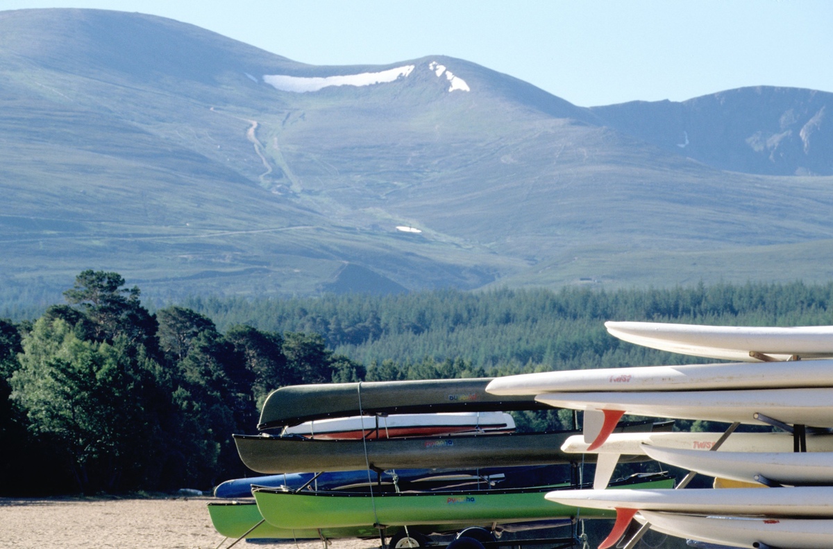 Kayaks at Loch Morlich